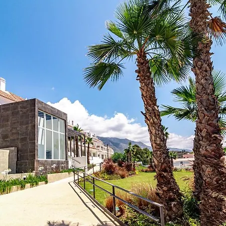 Coastal In Gated Community Close To Puerto Banus And Centro Plaza , Lr10 Apartment Marbella