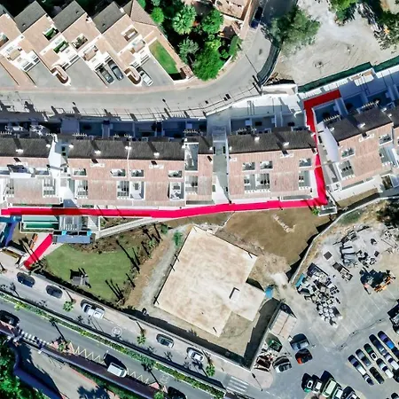 Apartment Coastal In Gated Community Close To Puerto Banus And Centro Plaza , Lr10 *