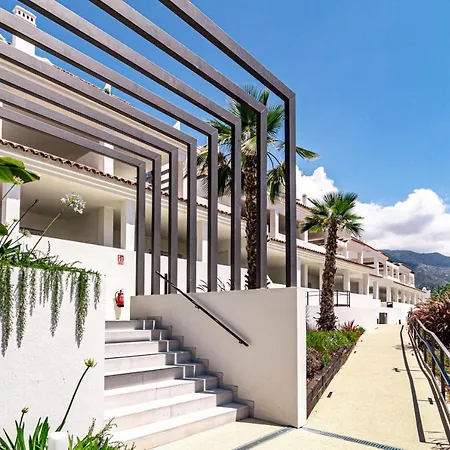 Apartment Coastal In Gated Community Close To Puerto Banus And Centro Plaza , Lr10 *