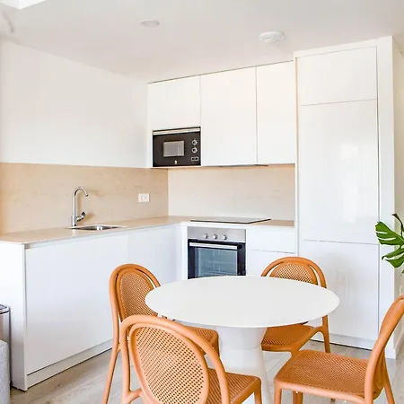 Coastal In Gated Community Close To Puerto Banus And Centro Plaza , Lr10 * Marbella